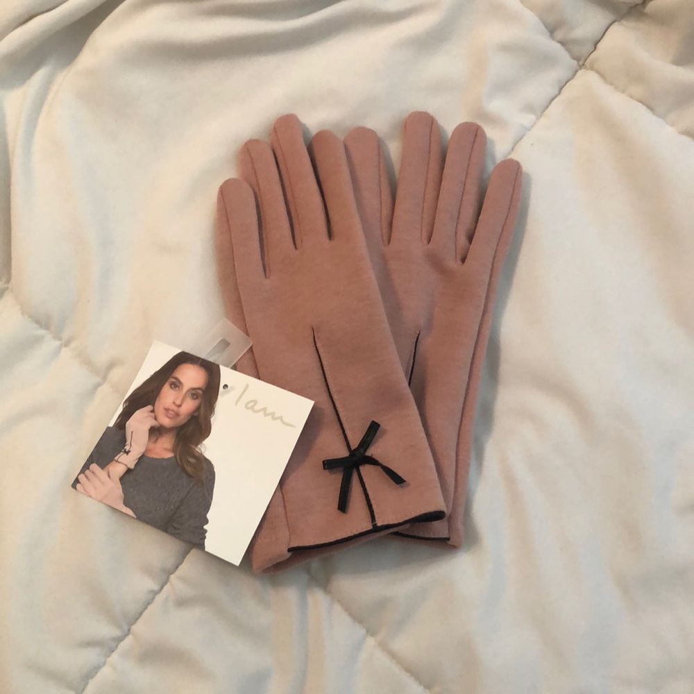 gloves - Picture 1 of 1